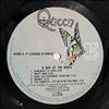 Queen -- A Day At The Races (1)